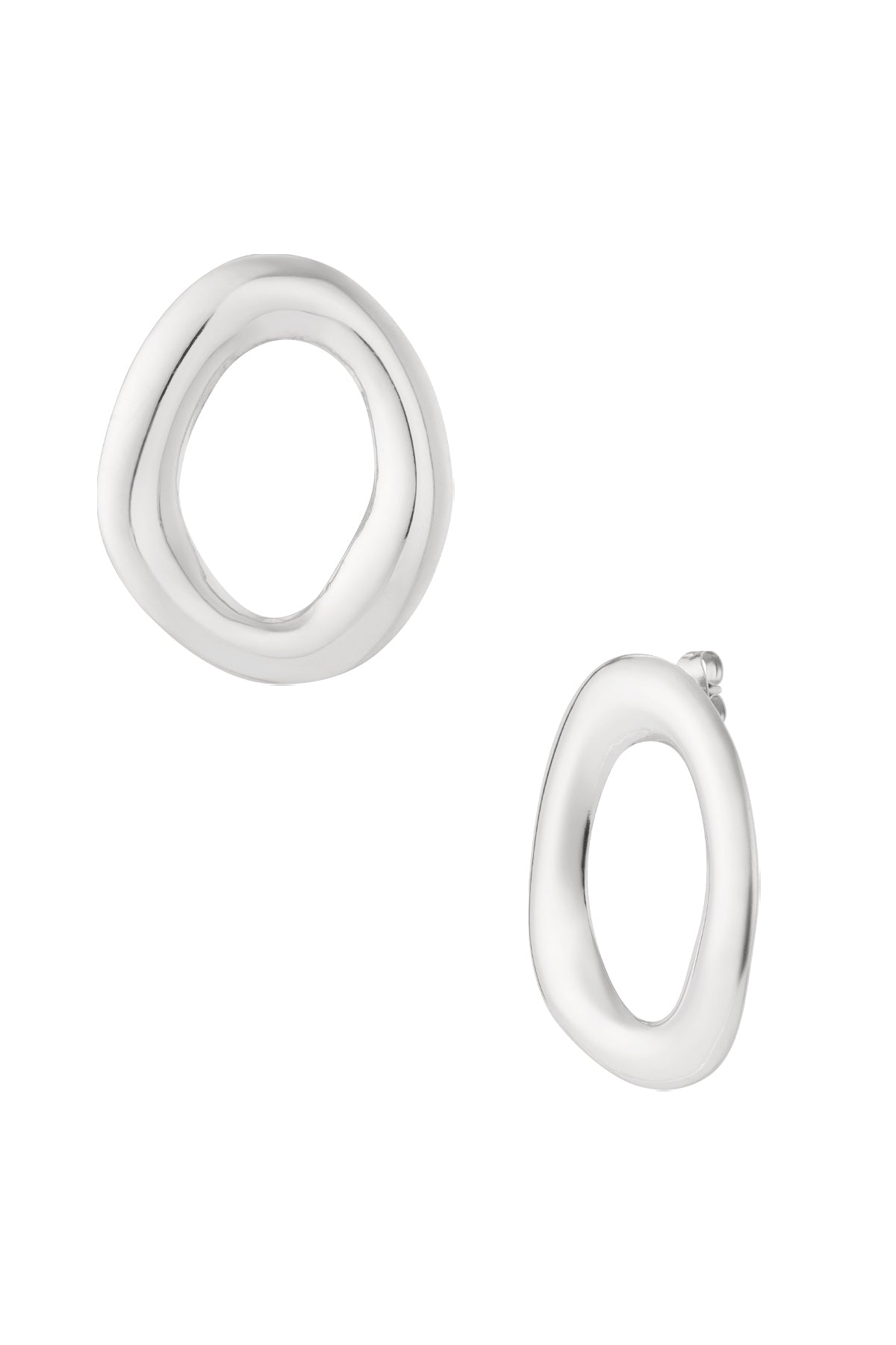 Oasis Oval Earrings silver color